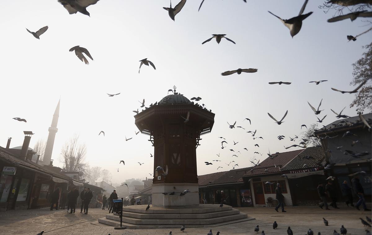 Sarajevo | Balkan je bil dolga stoletja del Otomanskega cesarstva, kar je na njem pustilo vidni pečat. Na fotografiji: staro mestno jedro bosensko-hercegovske prestolnice Sarajevo. | Foto Reuters