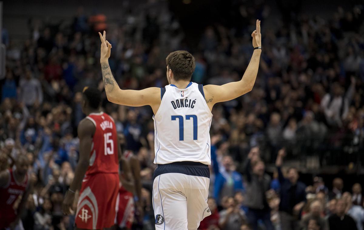 Luka Dončić | Luka Dončić je v zaključku spisal izjemno predstavo in ponesel Dallas do zmage. | Foto Reuters