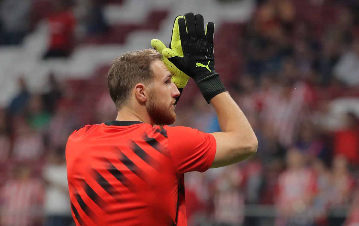 Jan Oblak | Jan Oblak je s soigralci Atletica remiziral z Realom. | Foto Reuters