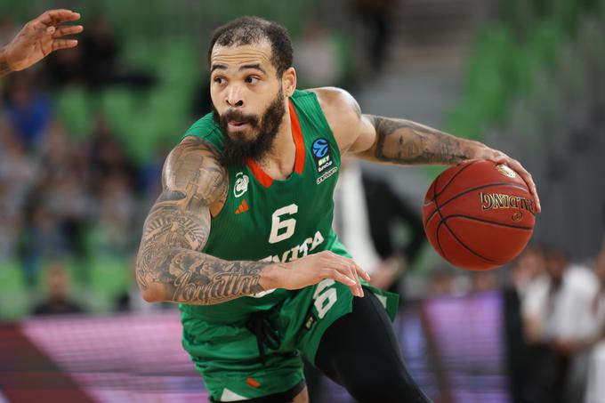 Justin Cobbs je dal 16 točk in imel še osem asistenc. | Foto: Filip Barbalić/www.alesfevzer.com