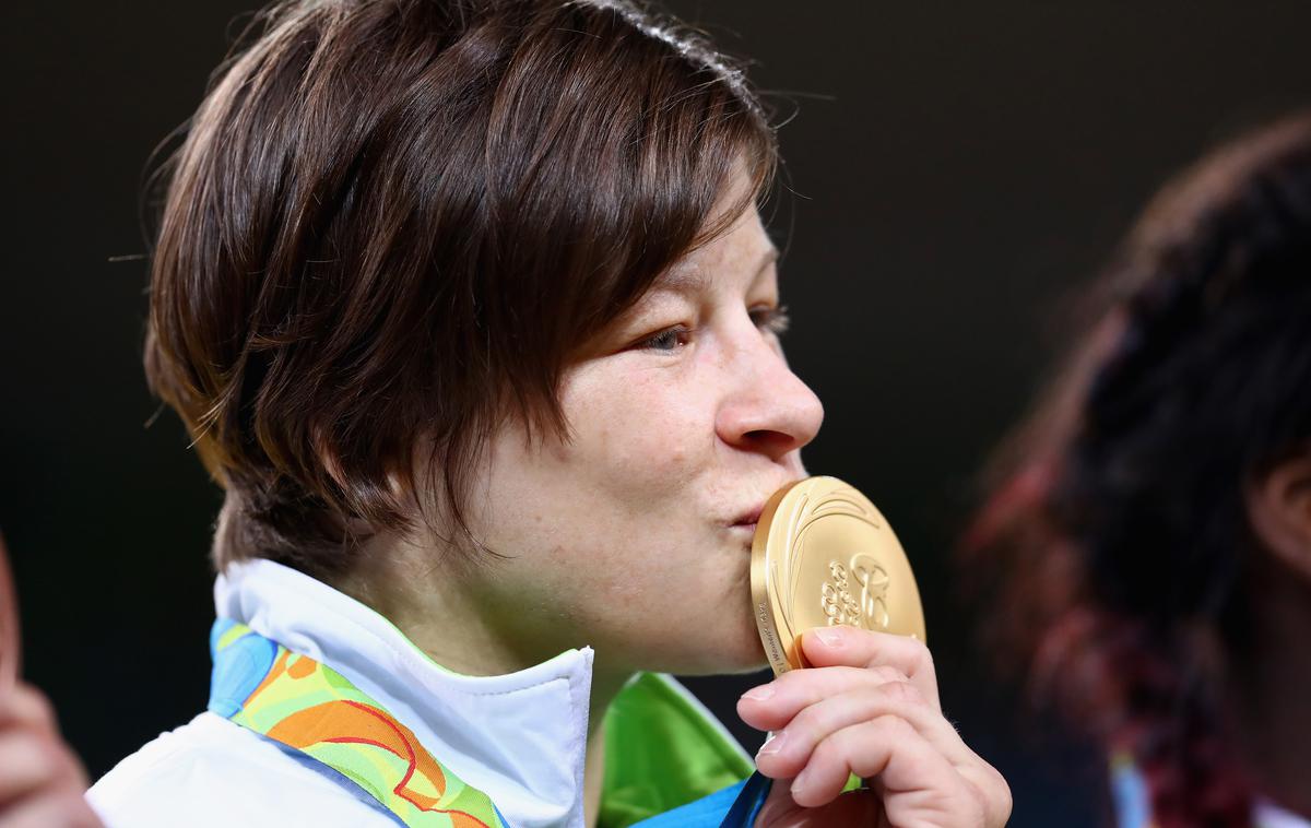 Tina Trstenjak Rio 2016 zlata medalja | Foto Getty Images