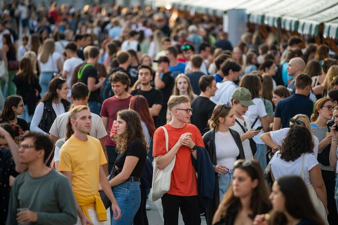 mladi | Okužbe s HPV na leto povzročijo raka pri okoli 200 prebivalcih Slovenije. | Foto STA