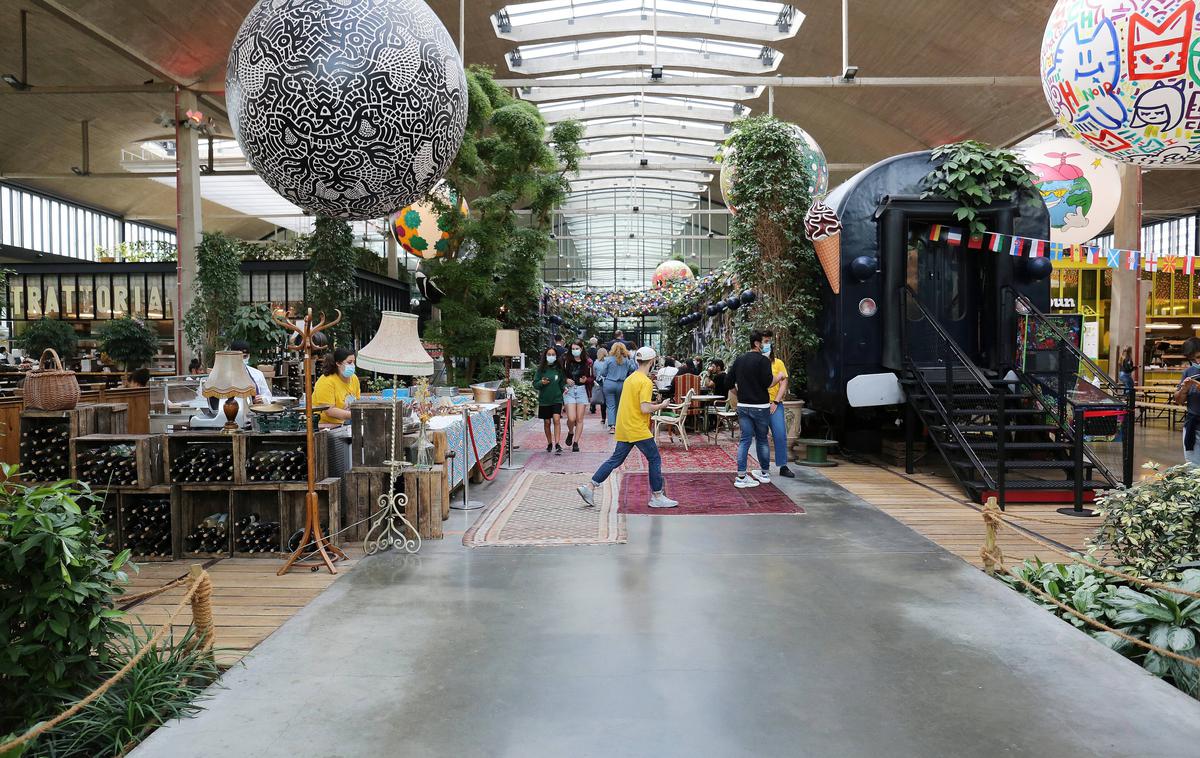 Station F, največji tehnološki inkubator na svetu | Station F v Parizu je največji podjetniški inkubator za zagonska podjetja na svetu. Kljub prizadevanjem EU na stari celini vznikne izjemno malo več milijard vrednih visokotehnoloških podjetij.  | Foto Gulliverimage