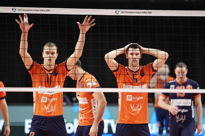 ACH Volley je odpor Triglavanov strl šele po petih nizih. | Foto: www.alesfevzer.com