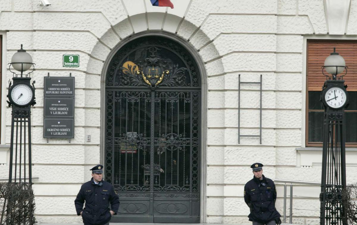 Okrožno sodišče Ljubljana | V Slovenskem sodniškem društvu naj bi sprejeli tudi odločitev, kako bodo poskušali od države iztožiti razliko v plačah za nazaj. | Foto STA