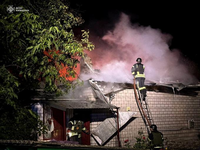 Kijev, po napadu z droni | Foto: Reuters