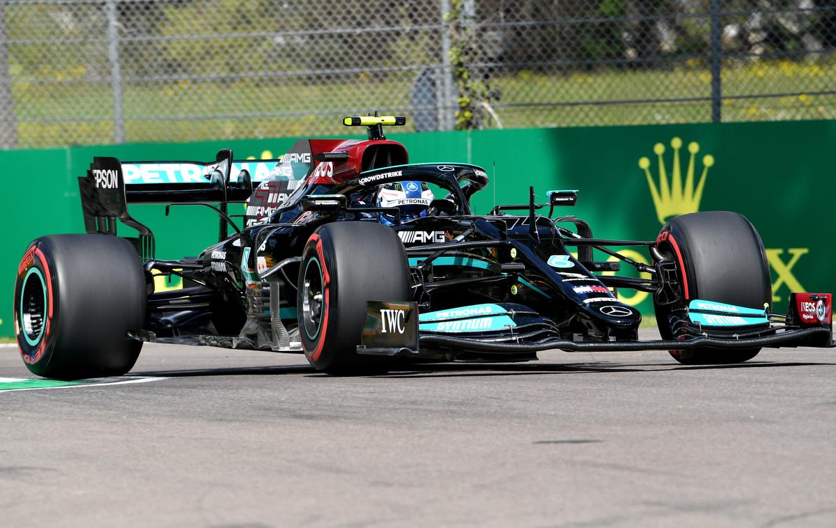 Valtteri Bottas | Valteri Bottas je bil najboljši na obeh petkovih treningih za VN Rusije. | Foto Reuters