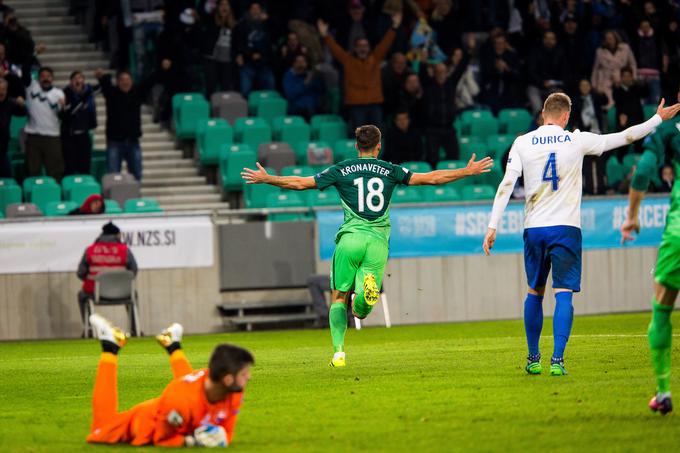 Jan Durica bo srečanje v petek izpustil zaradi kazni kartonov. | Foto: Žiga Zupan/Sportida