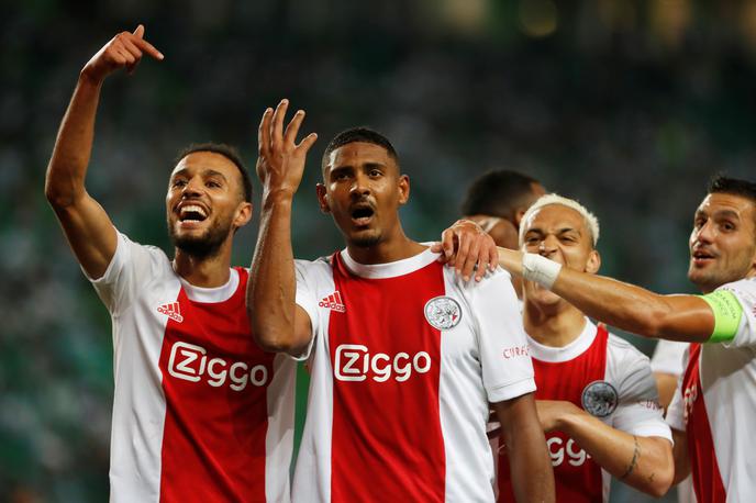 Sebastien Haller Ajax | Sebastien Haller je na gostovanju v Lizboni dosegel kar štiri zadetke, in to v krstnem nastopu v ligi prvakov. | Foto Reuters