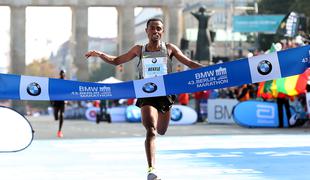 V boj za maratonski svetovni rekord se je vmešal še Kenenisa Bekele