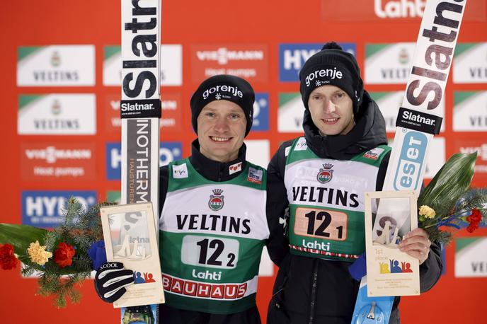 Anže Lanišek, Lovro Kos, Lahti | Včerajšnji zmagovalec Anže Lanišek je danes z Lovrom Kosom slavil še eno zmago. | Foto Guliverimage