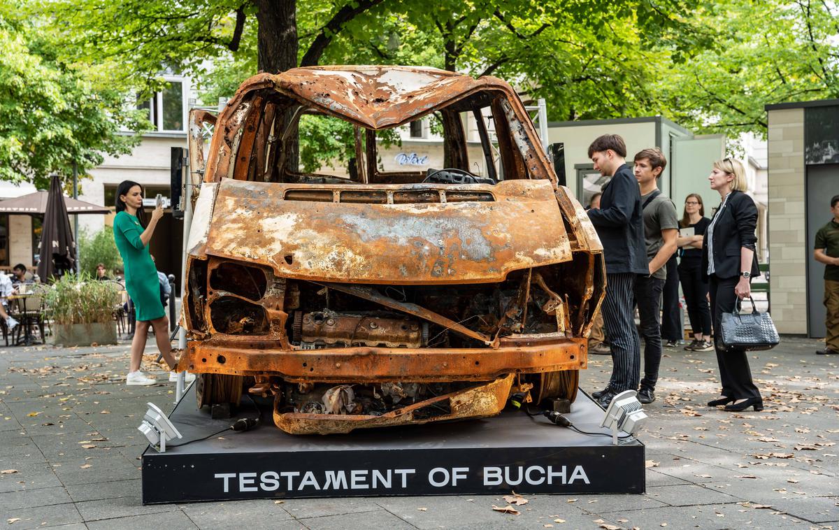 Buča - opomnik | Ruske sile so v začetku invazije na Ukrajino februarja 2022 mesec dni nadzirale Bučo, predmestje Kijeva. Po umiku so v javnost prišli posnetki številnih trupel civilistov, kar je sprožilo ogorčenje mednarodne javnosti, mnogi pa so ruske sile obtožili vojnih zločinov. | Foto Guliverimage