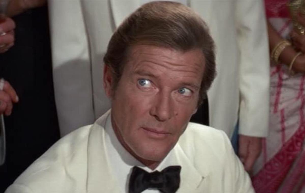 James Bond, Roger Moore