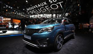 Prvi vtisi: Peugeot 5008 – prvič v avtomobilu, v katerem je Peugeot spremenil vse #video