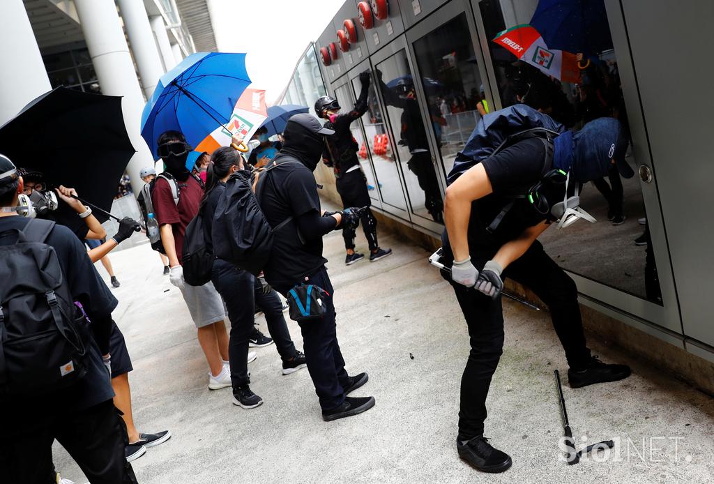 Protesti v Hongkongu