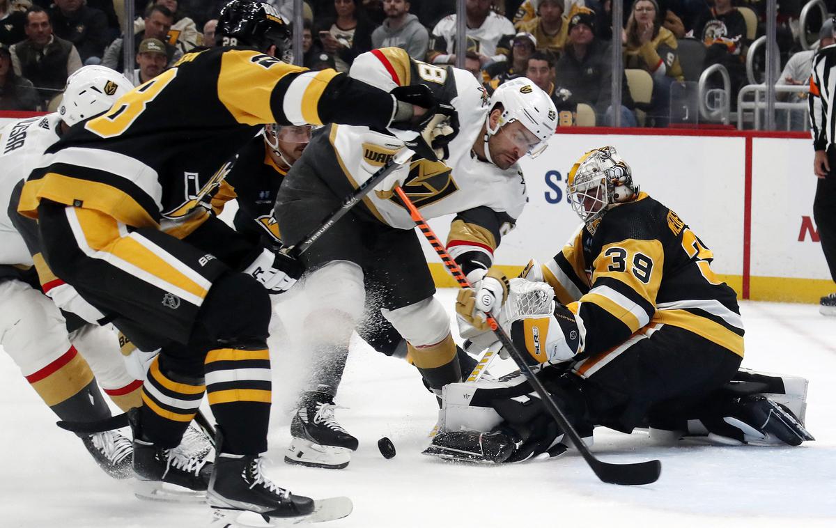 Alex Nedeljkovic | Vratar Alex Nedeljkovic je blestel ob zmagi Pittsburgha. | Foto Reuters