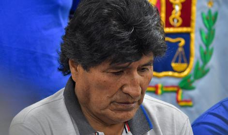 V Boliviji strelski napad na vozilo nekdanjega predsednika Moralesa