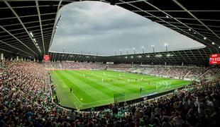 Stožice (še) ne pomagajo slovenski reprezentanci