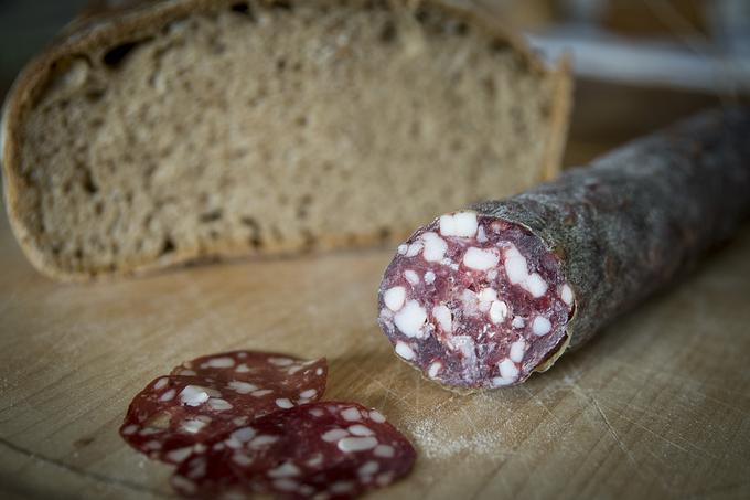 Tadej s predelavo mesa ne želi nadaljevati, ker nima ne znanja ne srca za to, pravi. | Foto: Ana Kovač