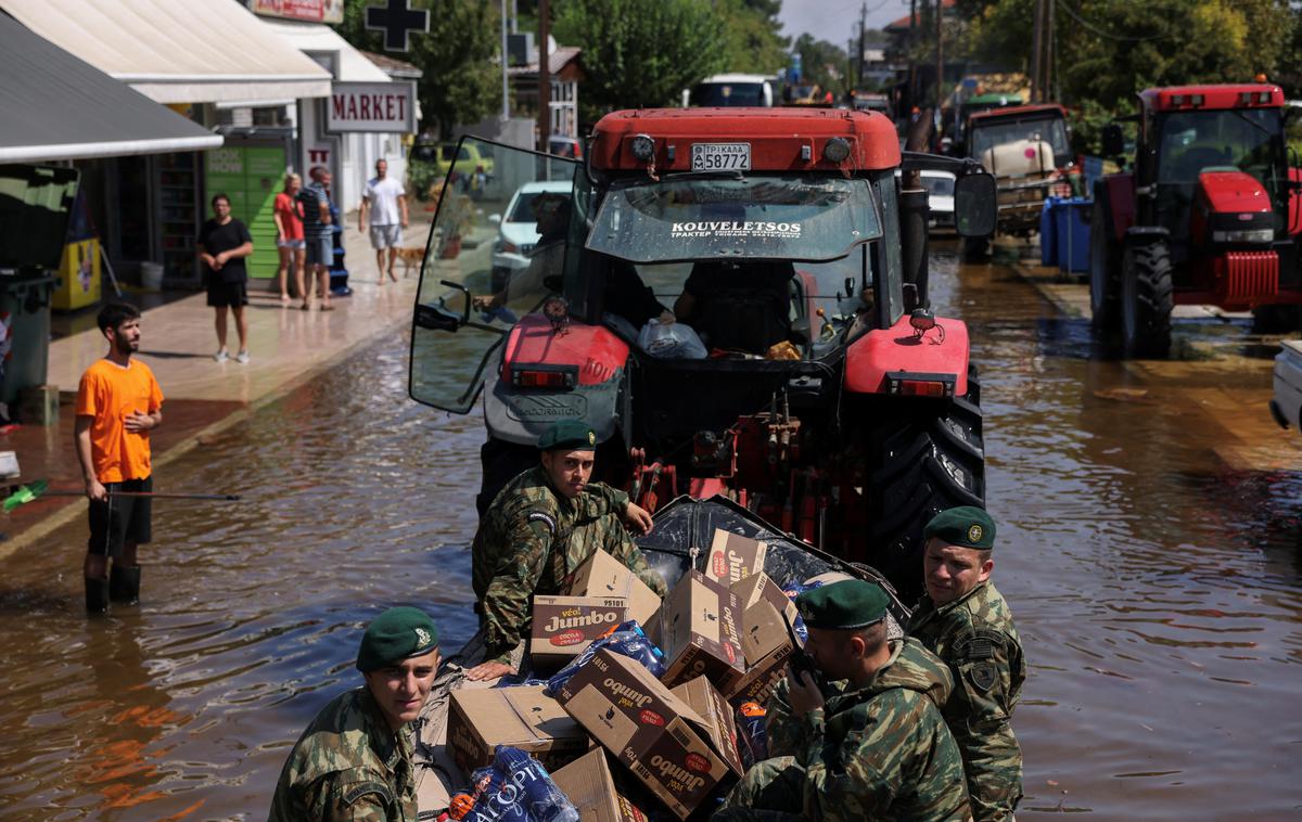 Grčija | "Človeška življenja so ogrožena," je danes za televizijo ERTnews vidno pretresen dejal župan Achilleas Beos. | Foto Reuters