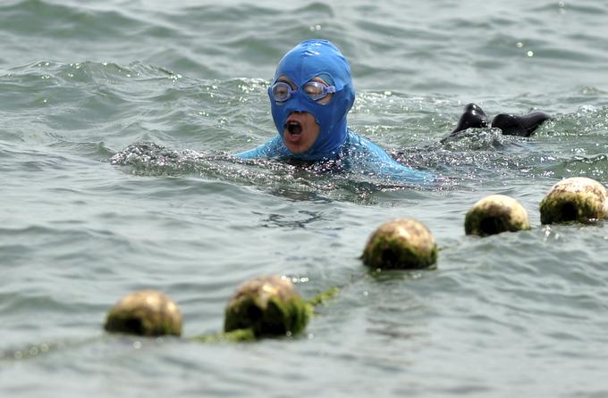 Maske zaščita proti soncu | Foto: Reuters