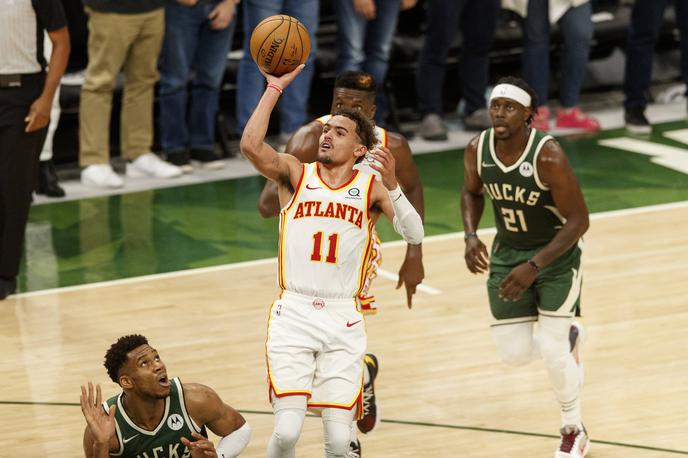 Trae Young | Trae Young je poskrbel za nepozabno predstavo, v kateri je povzročil obilico težav Milwaukeeju. | Foto Reuters