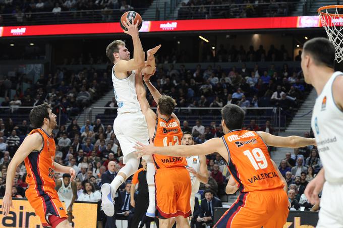 Dončić je v sedmih minutah dosegel šest točk. Prispeval je še podajo in ukradel dve žogi. | Foto: Guliverimage/Getty Images