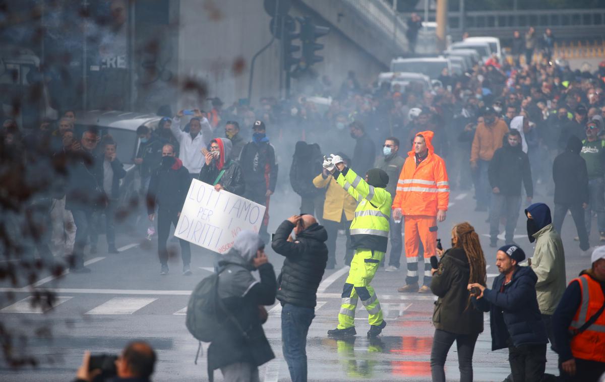 Protest v Trstu | Foto Reuters