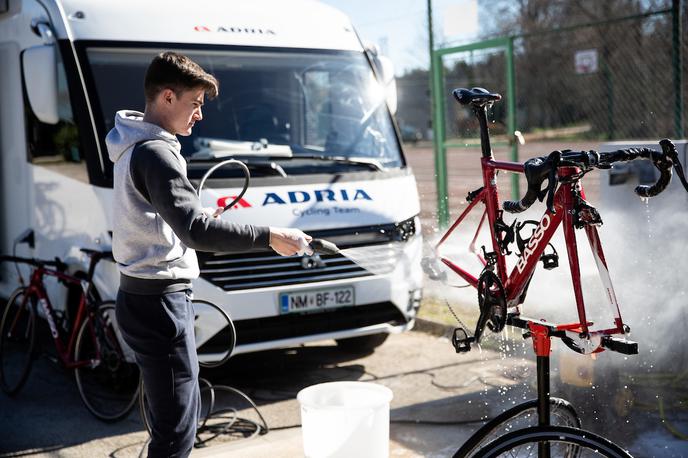 Adria Mobil | Zadnja izvedba leta 2019 je pripadla Marku Kumpu, ki se zdaj na dirko vrača kot športni direktor domače ekipe. | Foto Vid Ponikvar