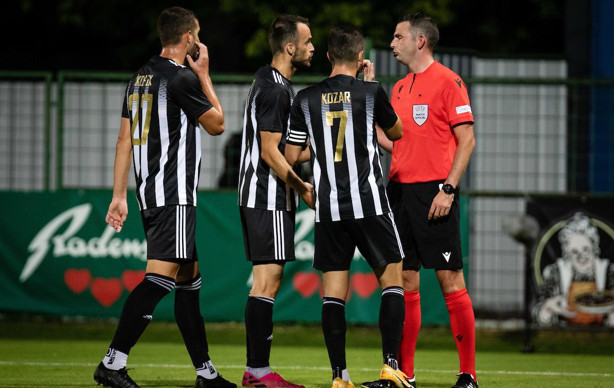 Mura Sturm | Na Fazaneriji se je danes kljub reprezentančnemu premoru dogajalo. | Foto Blaž Weindorfer/Sportida