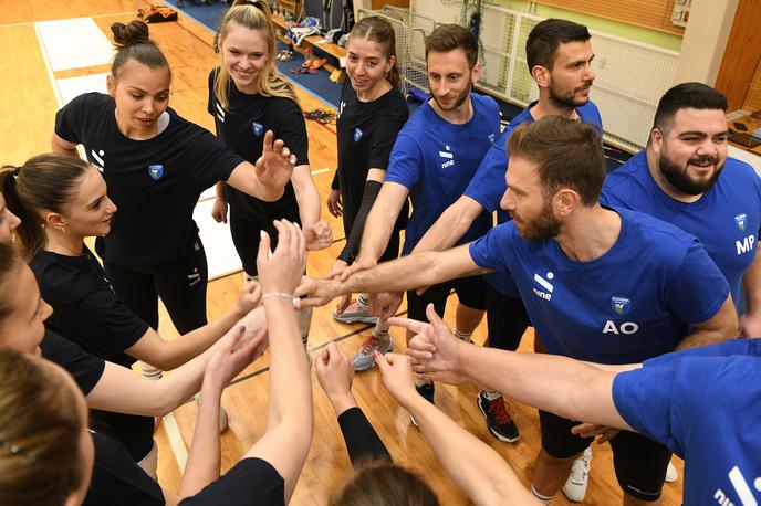 slovenska ženska odbojkarska reprezentanca | Odbojkarice so začele s pripravami na zlato ligo. | Foto Aleš Oblak