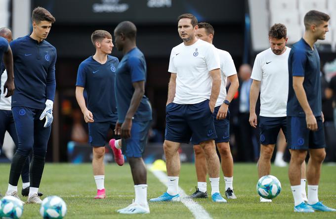 Frank Lampard na torkovem treningu Chelseaja v Istanbulu | Foto: Reuters