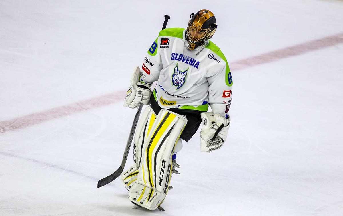 slovenska hokejska reprezentanca EIHC Cergy Matija Pintarič | Matija Pintarič je bil izbran v idealno postavo skupinskega dela lige prvakov. | Foto HZS/Drago Cvetanovič