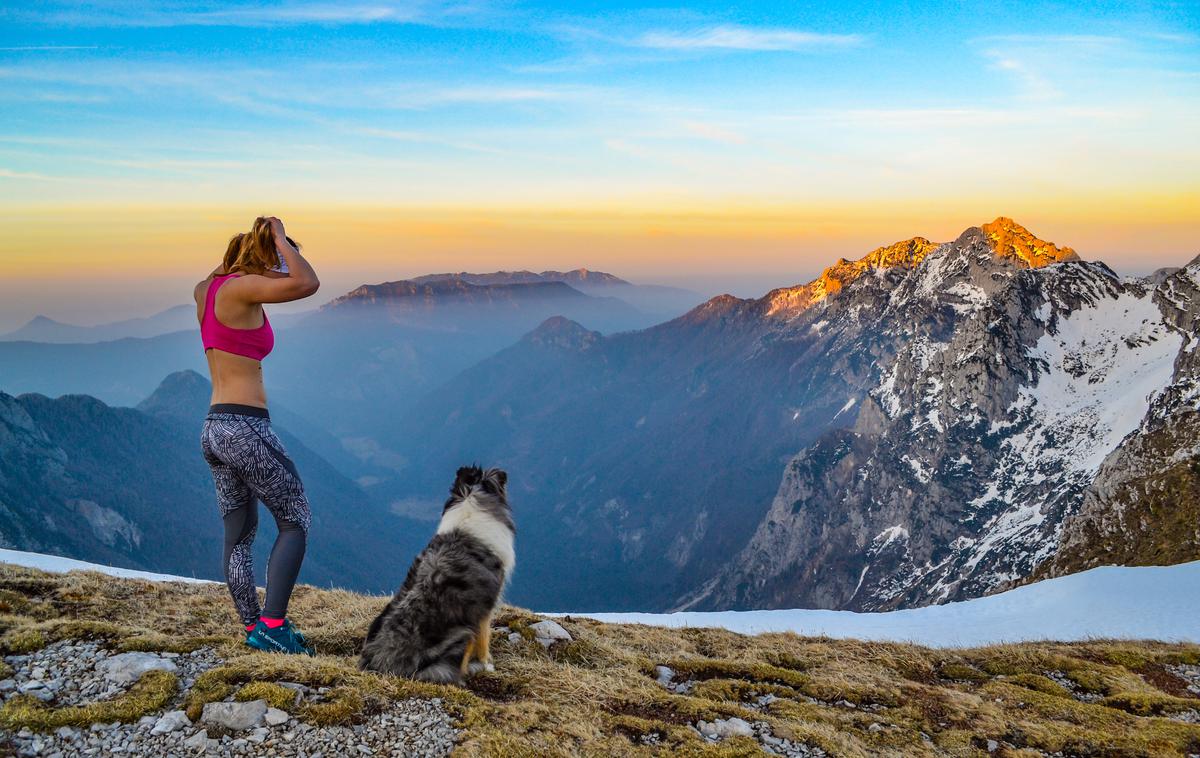 Anja Zavrl | Anja Zavrl se v gore najraje odpravi v družbi svoje psičke Lady. | Foto Osebni arhiv