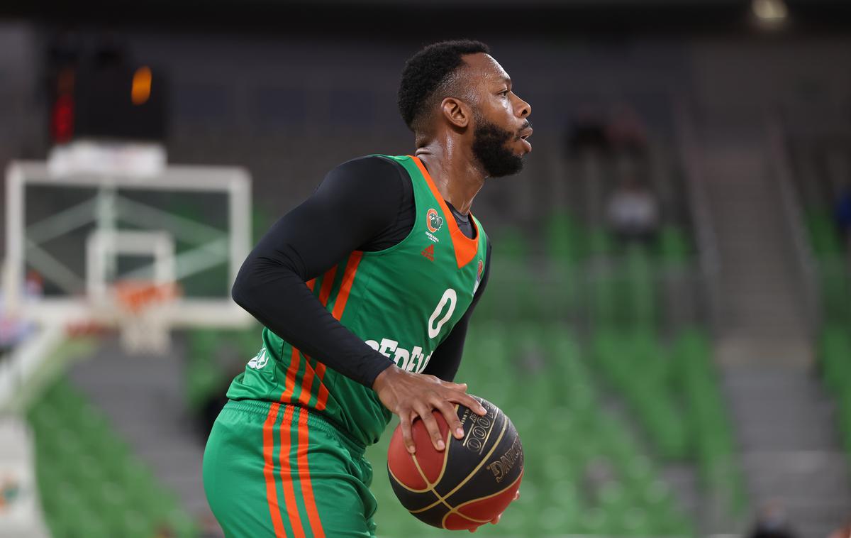 Jacob Pullen, Cedevita Olimpija | Jacob Pullen je blestel, a zmage so se veselili košarkarji Budućnosti. | Foto Cedevita Olimpija/Aleš Fevžer