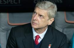 Wenger se bo hladil štiri tekme