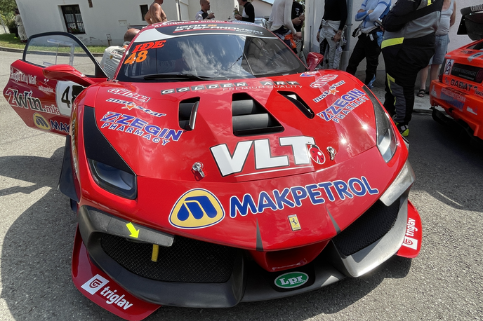 gorska dirka Ilirska Bistrica | Atraktivni ferrari 488 challenge voznika Igorja Stefanovskega, ki prihaja iz Skopja.  | Foto Gregor Pavšič