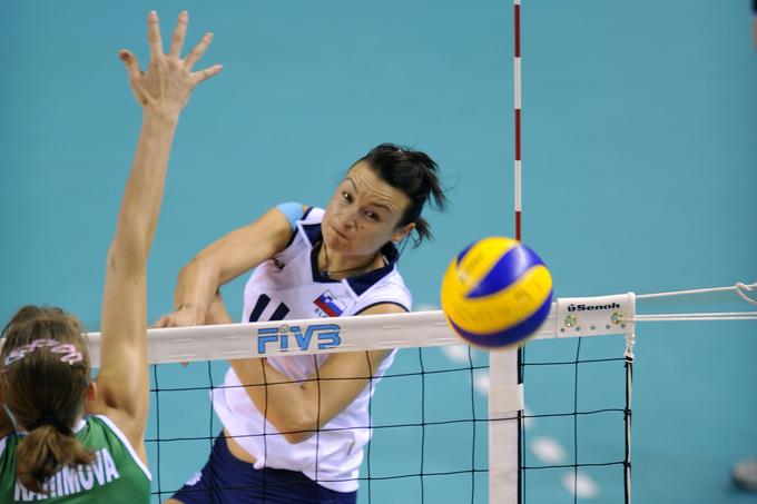 Tina pravi, da je za Slovenijo vedno dala svoj maksimum. Pomagala bi ji tudi zdaj, a o tem ne odloča ona. | Foto: FIVB