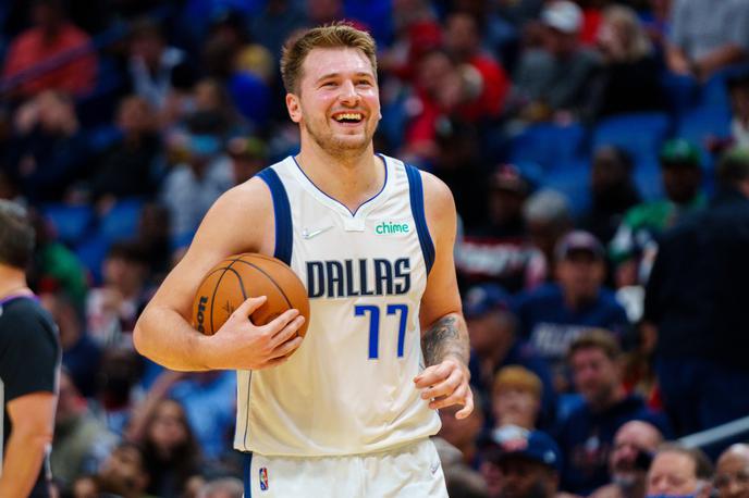 Luka Dončić Dallas New Orleans | Luka Dončić se je po desetih tekmah odsotnosti vrnil v pogon. Za zmago proti Oklahoma Cityju je dosegel 14 točk, deset asistenc in devet skokov. Prav tako je izgubil veliko žog. Vknjižil jih je sedem. | Foto Reuters