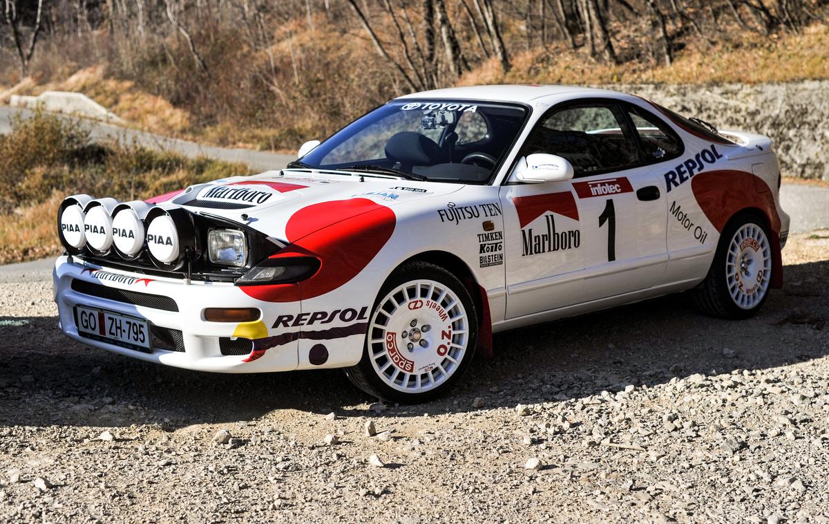 Lancia delta toyota celica | Replika nekdanje zmagovalne toyote celice, ki jo vozi Peter Brecelj s Predmeje.  | Foto Gregor Pavšič