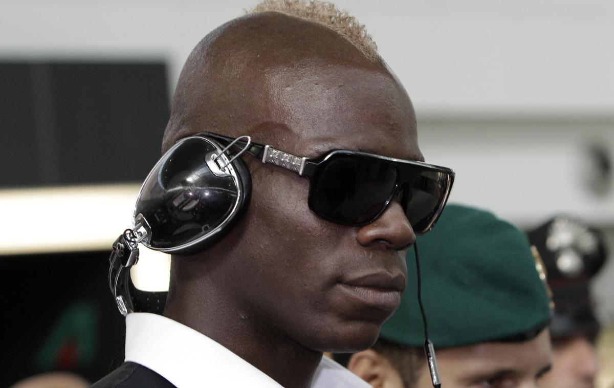 Mario Balotelli | Mario Balotelli, 32-letni Italijan ganskih korenin, spada med najbolj kontroverzne nogometne zvezdnike 21. stoletja. | Foto Guliverimage/AP