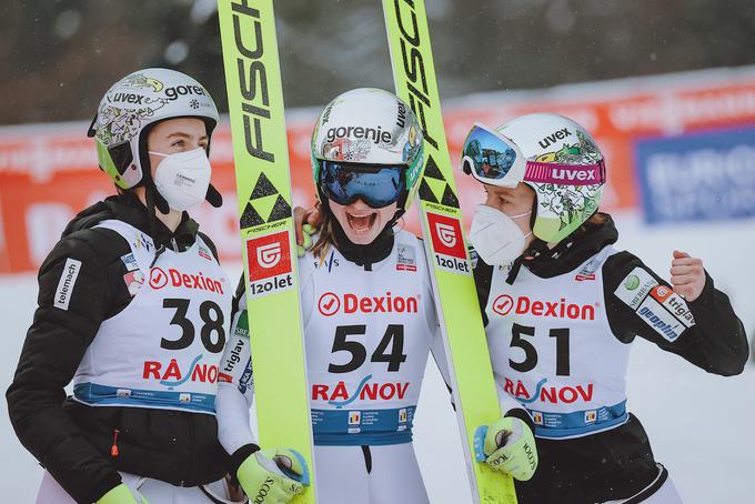 Jerneja Brecl, Nika Križnar in Ema Klinec so bile v kvalifikacijah dobro razpoložene, saj so osvojile četrto, peto in tretje mesto. | Foto: Sportida