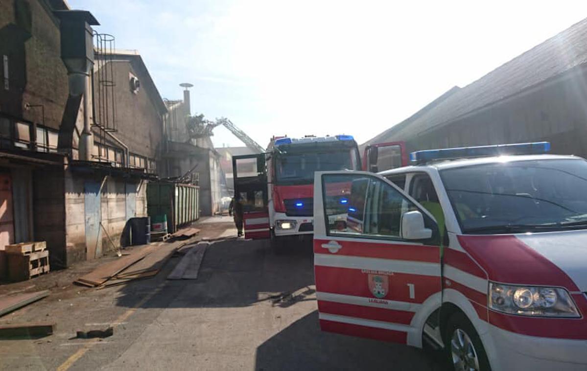 Požar v delavnici v Ljubljani | Zjutraj je v Ljubljani zagorelo v delavnici na Kavčičevi ulici. | Foto Gasilska brigada Ljubljana