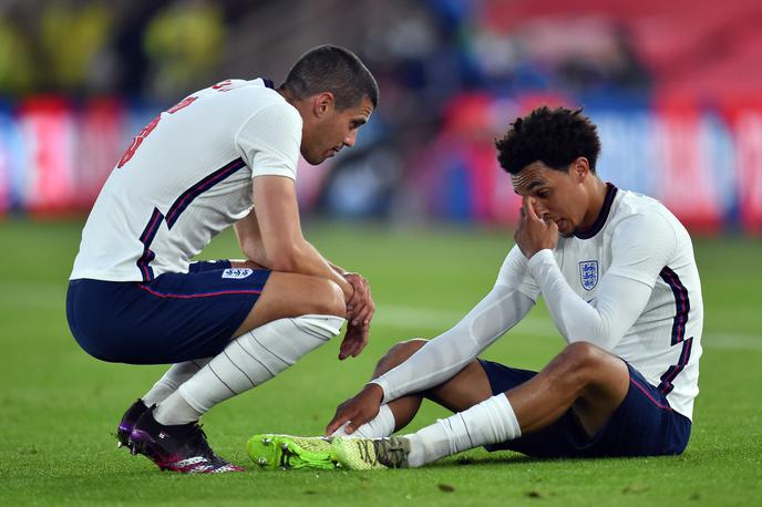 Trent Alexander Arnold | Trent Alexander Arnold se je poškodoval na tekmi proti Avstriji. | Foto Reuters