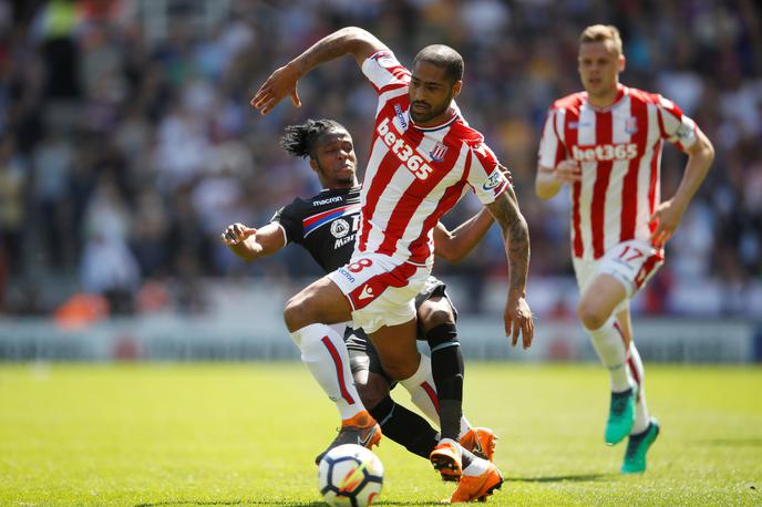 Glen Johnson | Glen Johnson se pri 34 poslavlja od nogometa. | Foto Reuters