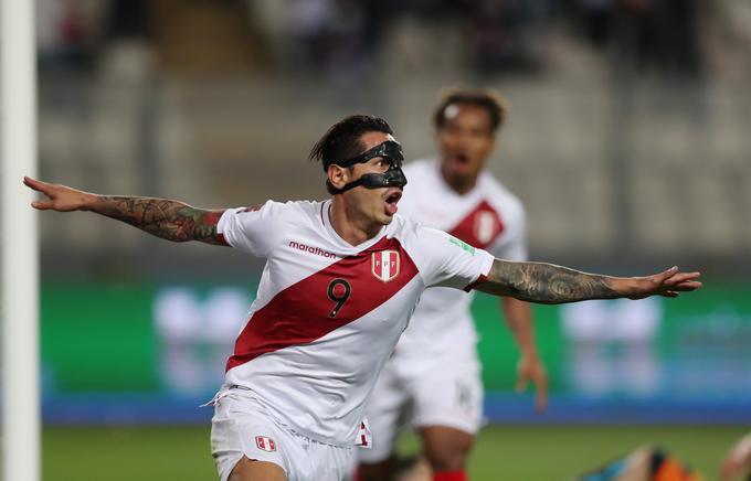 Gianluca Lapadula, napadalec italijanskega Beneventa, je v 13. nastopu za Peru dosegel tretji zadetek. | Foto: Reuters