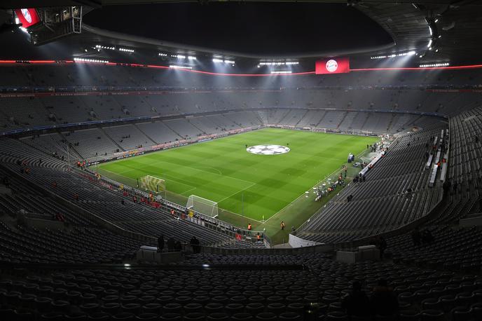 Arena München - Allianz Arena | Allianz Arena bo konec maja in v začetku junija povsem nogometno obarvan. | Foto Guliverimage