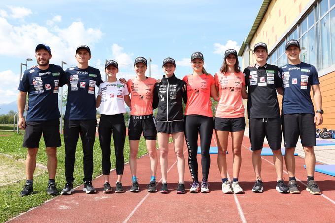 smučarski skoki, Katra Komar, Ema Klinec, Nika Prevc, Nika Vodan, Ajda Košnjek, Jurij Tepeš | Foto: www.alesfevzer.com