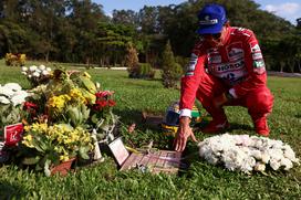 Julio Marcos dvojnik Ayrton Senna grob