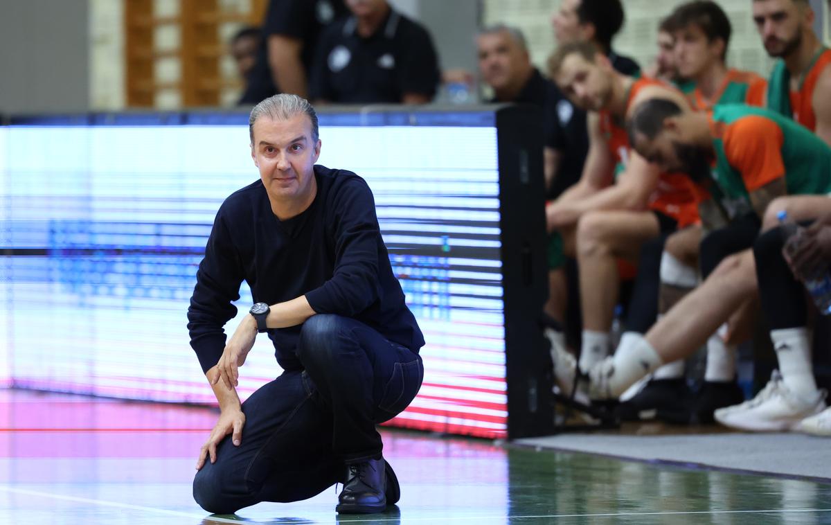 Simone Pianigiani Cedevita Olimpija | Simone Pianigiani je pred srečanjem opozoril, da njegova ekipa še ni na želeni ravni pripravljenosti. | Foto www.alesfevzer.com